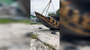 เครื่องเล่นสวนสนุก 68-9-11